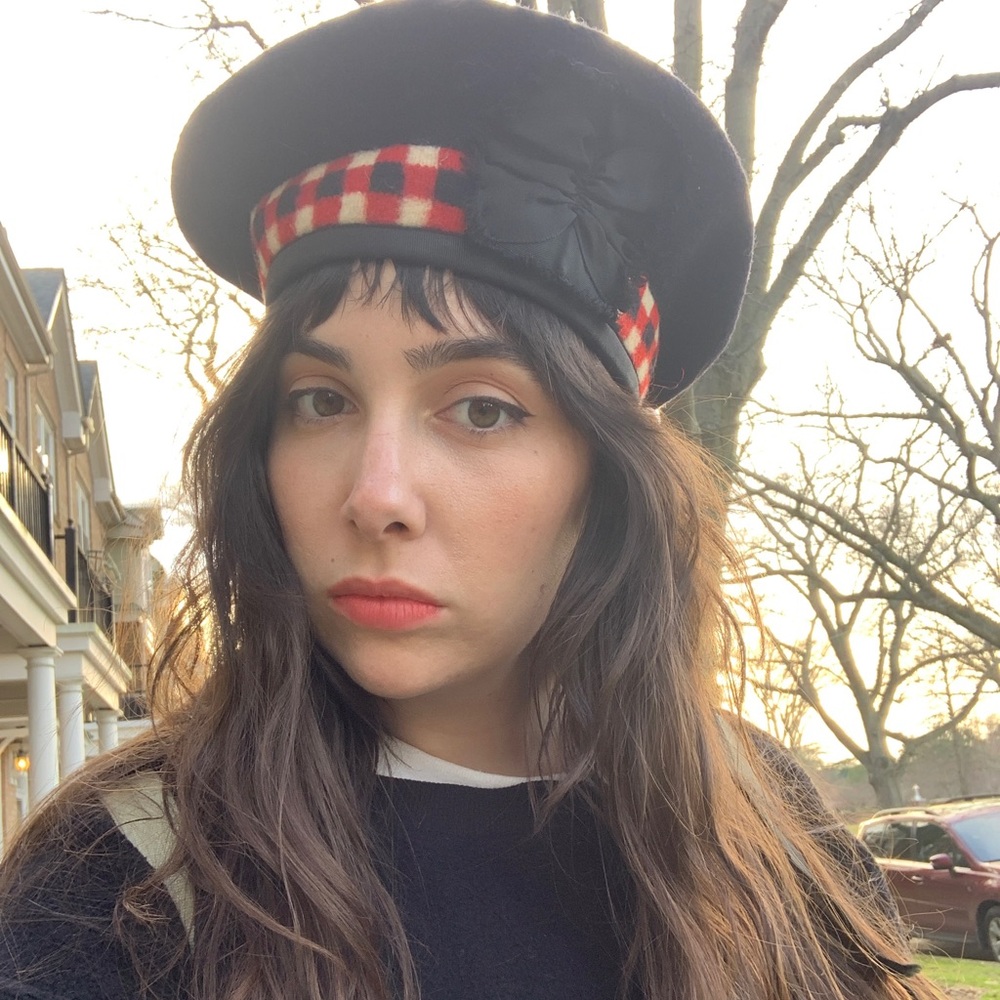 Meet your Posher, Elizabeth